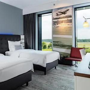 Hotell Airport Plaza Hamburg